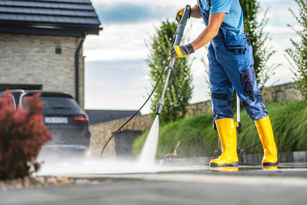 Best Driveway Pressure Washing  in Hillsboro, TX